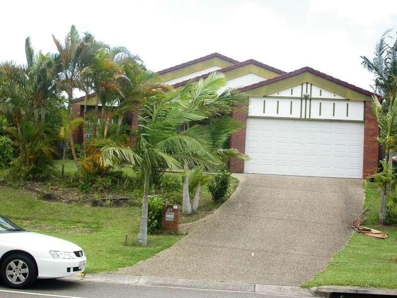 27 Ballybunion Drive, Parkwood QLD 4214