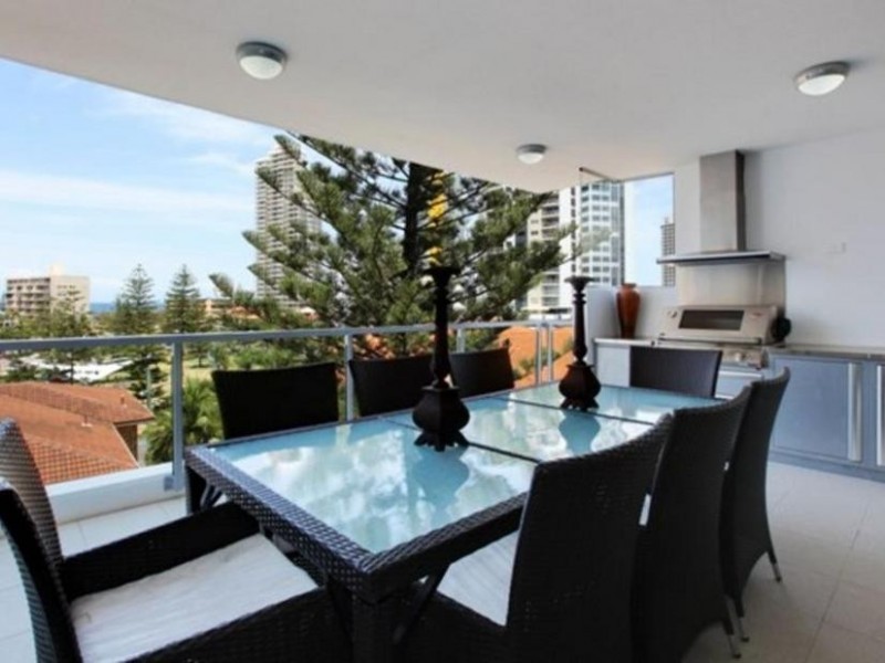 120 Surf Parade, Broadbeach QLD 4218