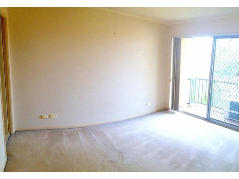 18 Jennifer Ave, Runaway Bay QLD 4216