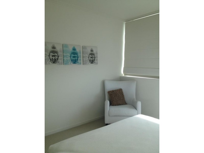 10/120 Surf Parade, Broadbeach QLD 4218
