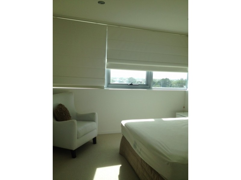 10/120 Surf Parade, Broadbeach QLD 4218