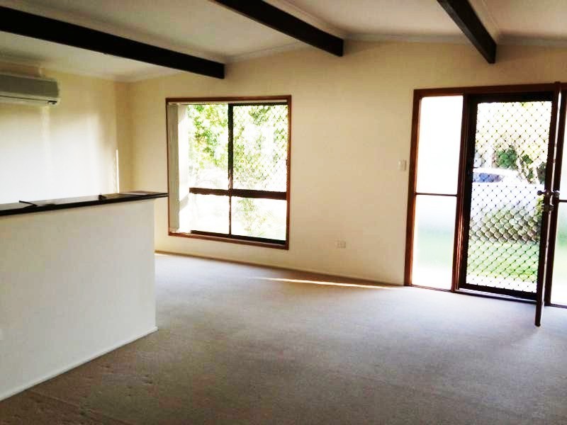 49 Victor Avenue, Paradise Point QLD 4216