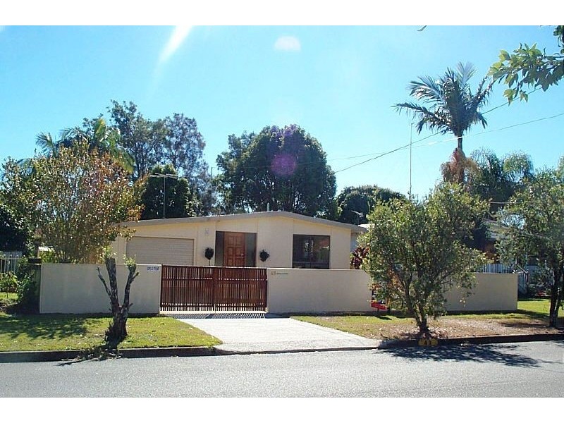 49 Victor Avenue, Paradise Point QLD 4216