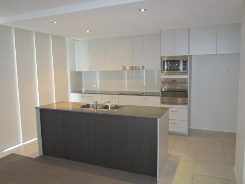 Hope Island QLD 4212