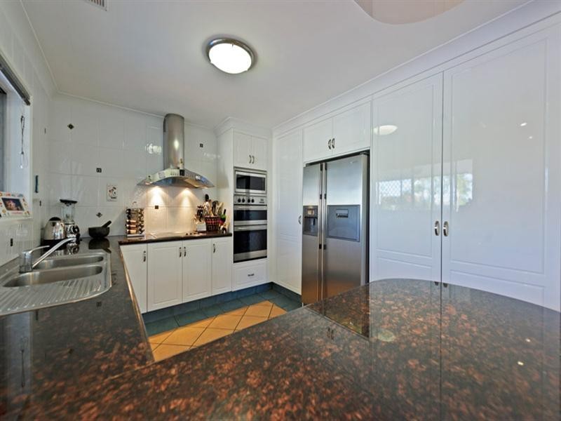 Paradise Point QLD 4216