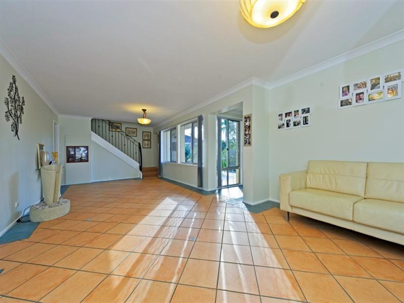 Paradise Point QLD 4216