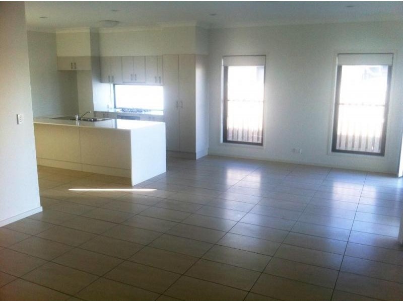 Hope Island QLD 4212