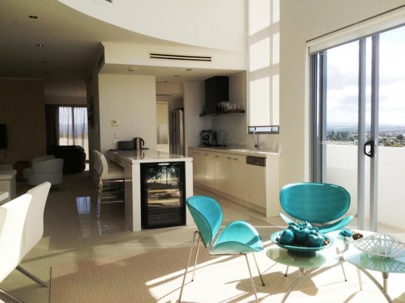 Broadbeach QLD 4218