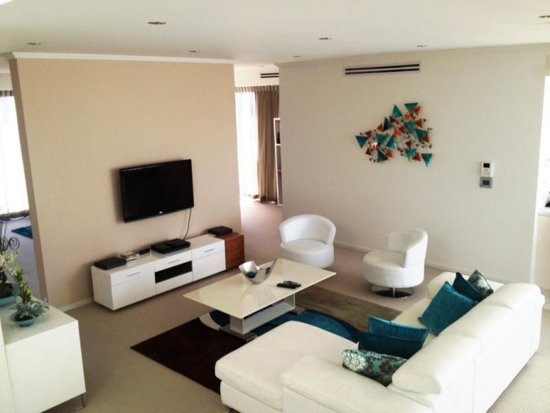Broadbeach QLD 4218
