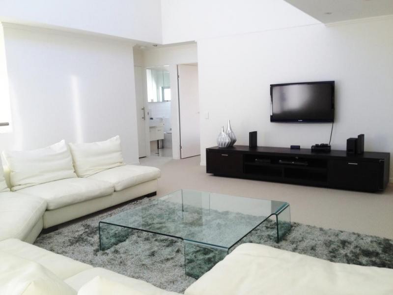 Broadbeach QLD 4218