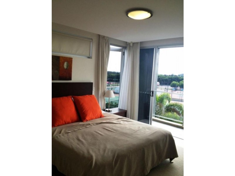 Hope Island QLD 4212