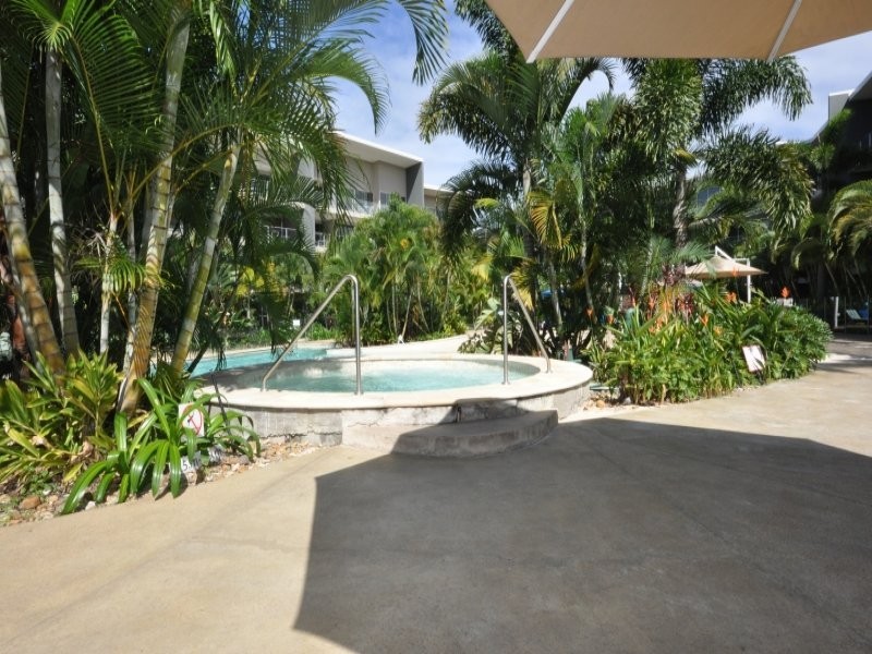 Hope Island QLD 4212