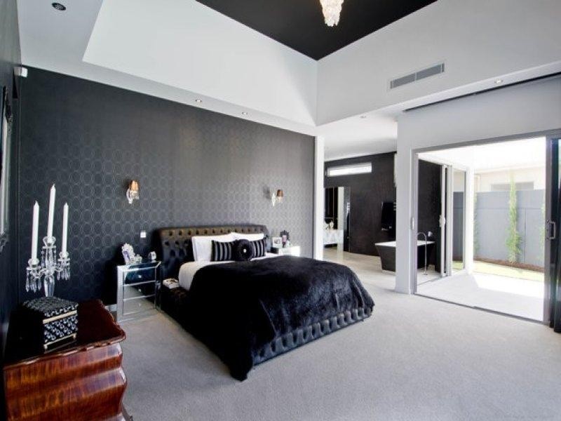 2 – 4 Kensington Mews, Paradise Point QLD 4216