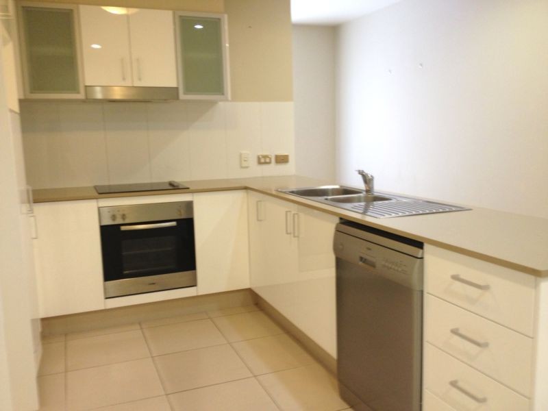 Paradise Point QLD 4216