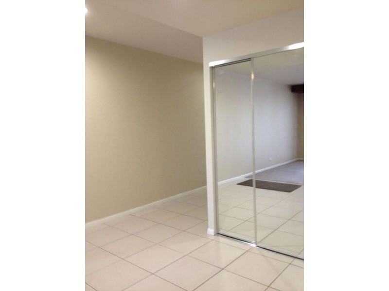 Paradise Point QLD 4216