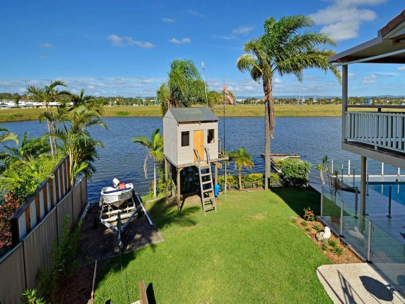 28 Longboat Place, Runaway Bay QLD 4216