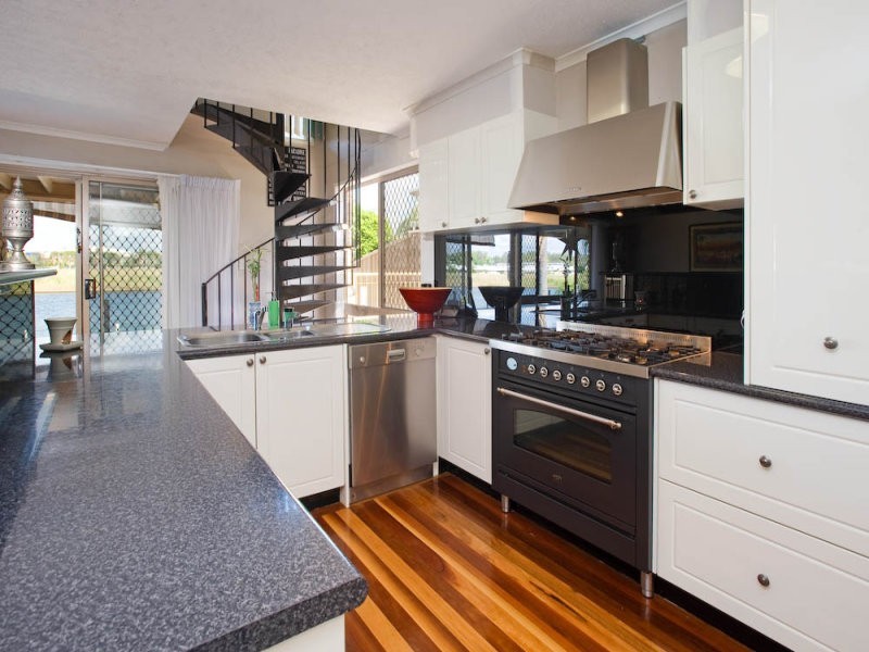 28 Longboat Place, Runaway Bay QLD 4216