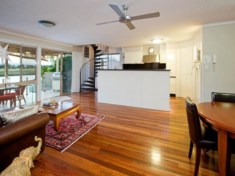 28 Longboat Place, Runaway Bay QLD 4216