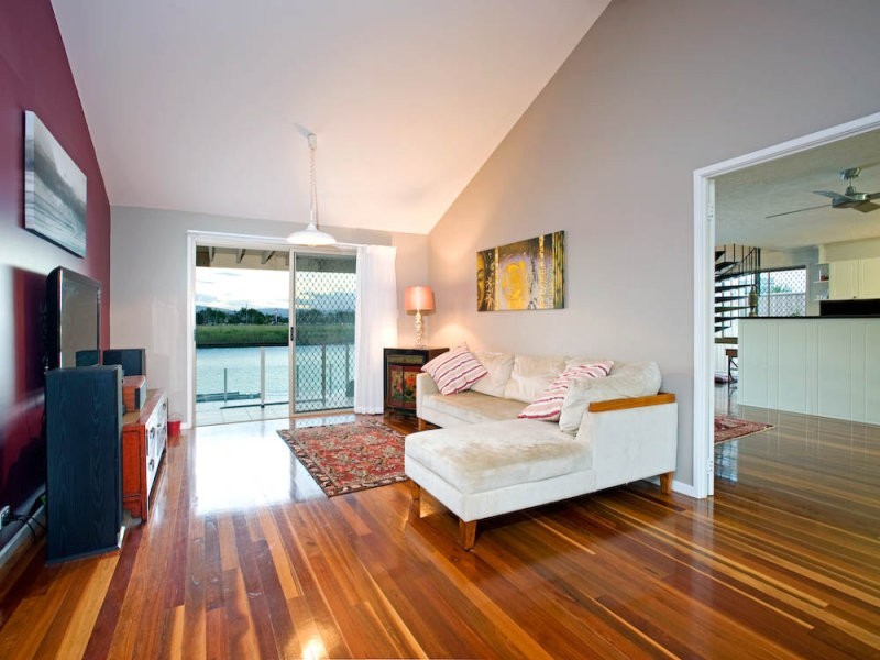 28 Longboat Place, Runaway Bay QLD 4216