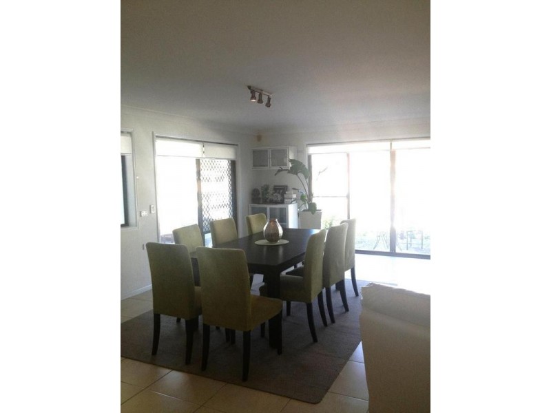 9 Girua Avenue, Runaway Bay QLD 4216