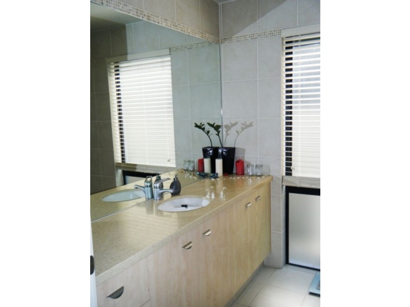 45 Paradise Island, Surfers Paradise QLD 4217