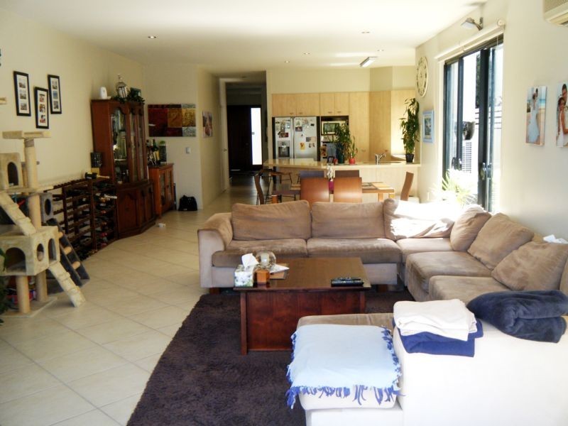 45 Paradise Island, Surfers Paradise QLD 4217