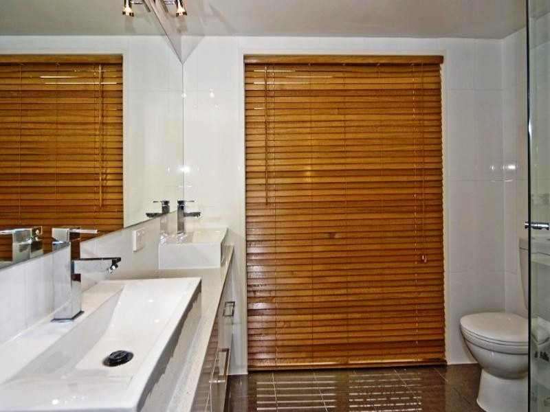 5 Smugglers Place, Runaway Bay QLD 4216