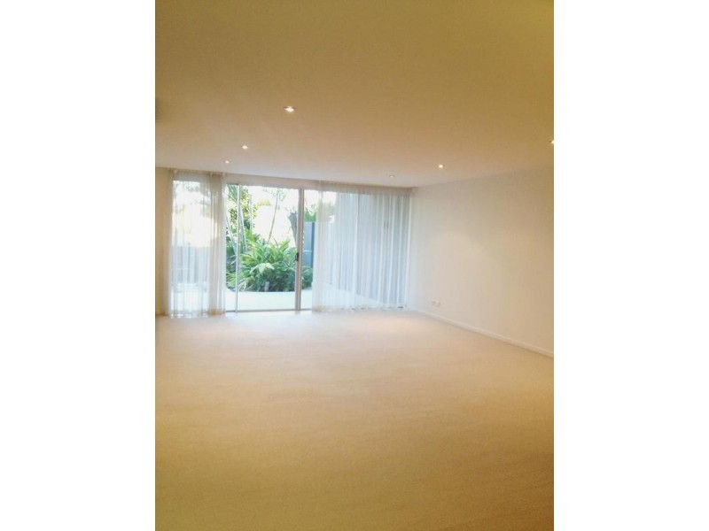 2113/2 Activa Way, Hope Island QLD 4212