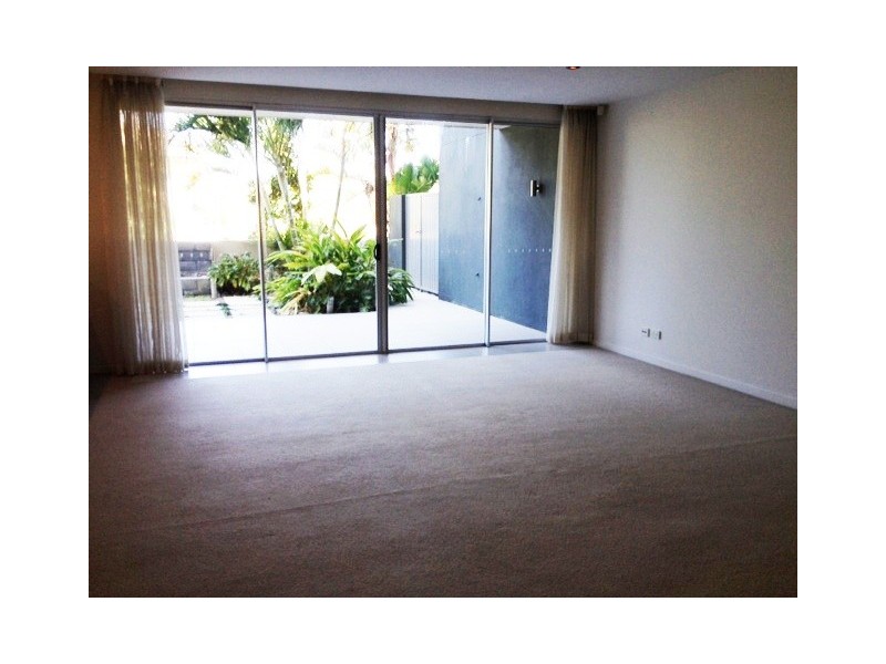 2113/2 Activa Way, Hope Island QLD 4212