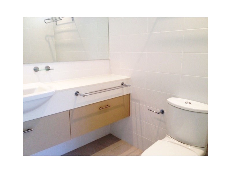 2113/2 Activa Way, Hope Island QLD 4212