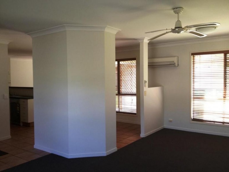 8 Carner Court, Parkwood QLD 4214