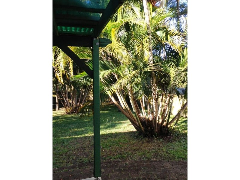 2/23 Sungold Avenue, Labrador QLD 4215