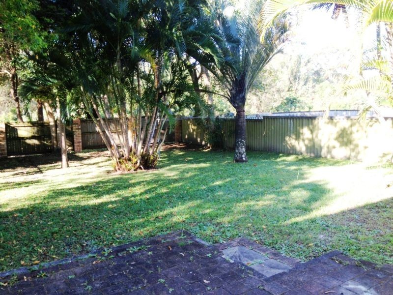 2/23 Sungold Avenue, Labrador QLD 4215