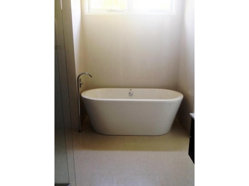 63 Paradise Parade, Paradise Point QLD 4216