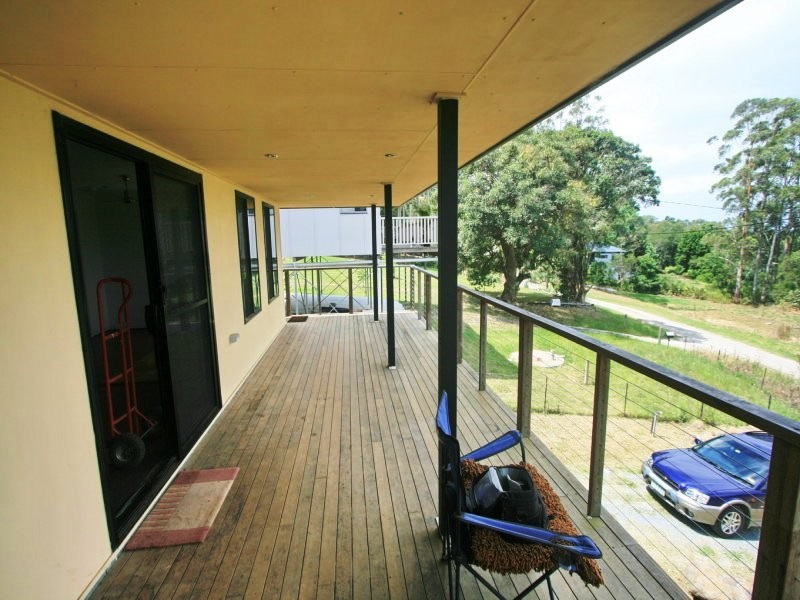 17 Tarlington Road, Lower Beechmont QLD 4211