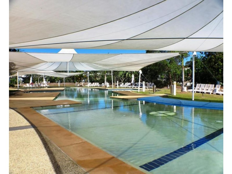 1307 Marine Duluxe, South Stradbroke QLD 4216