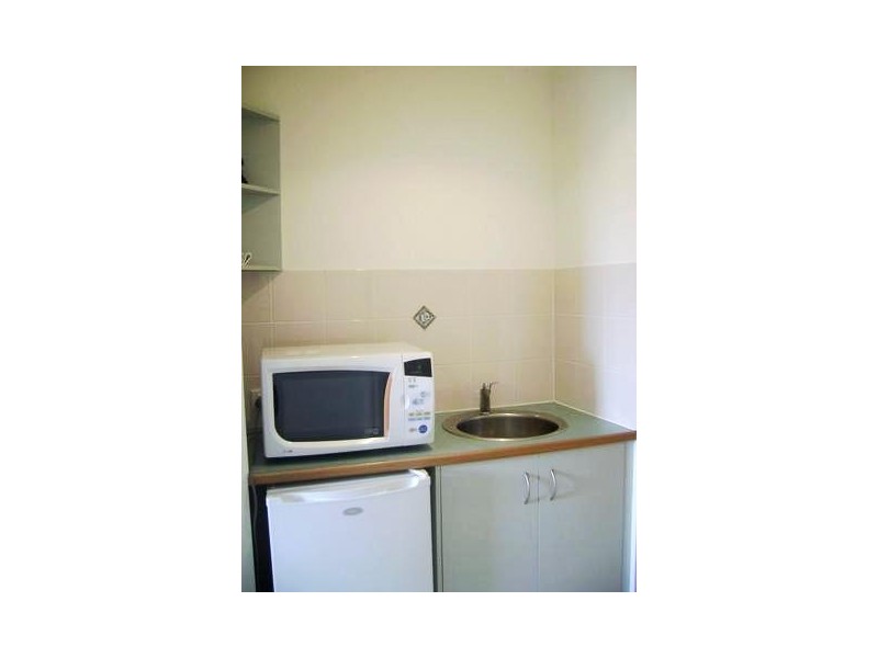 16 Duxton Drive, Robina QLD 4226