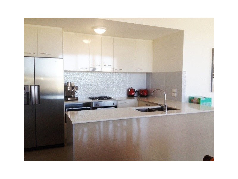 14 Bruce Avenue, Paradise Point QLD 4216