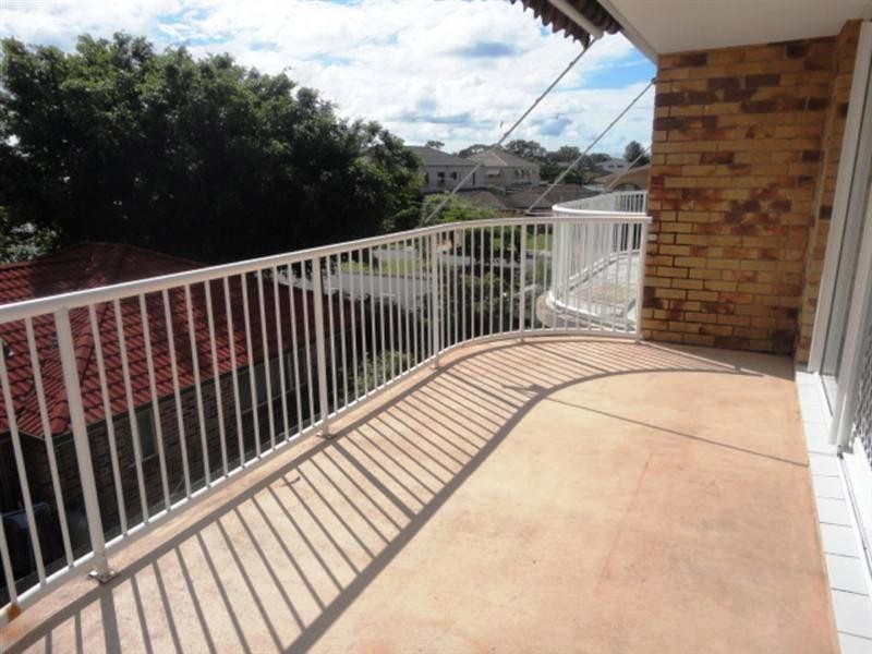 16-18 Abalone Avenue, Paradise Point QLD 4216