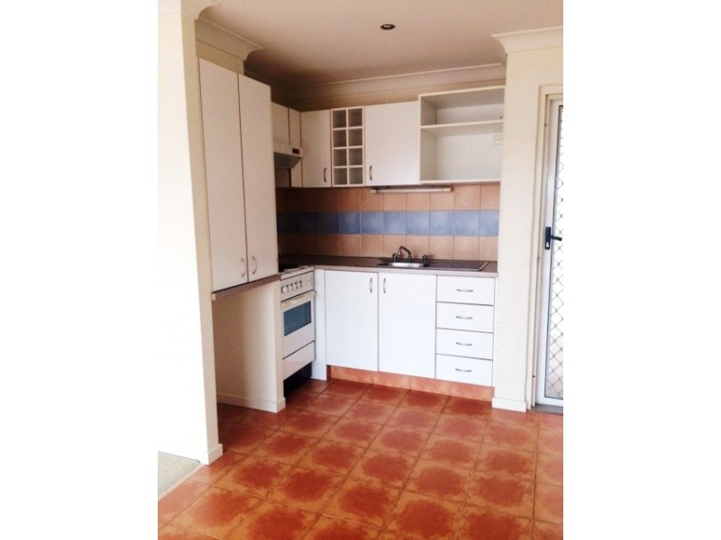 16-18 Abalone Avenue, Paradise Point QLD 4216