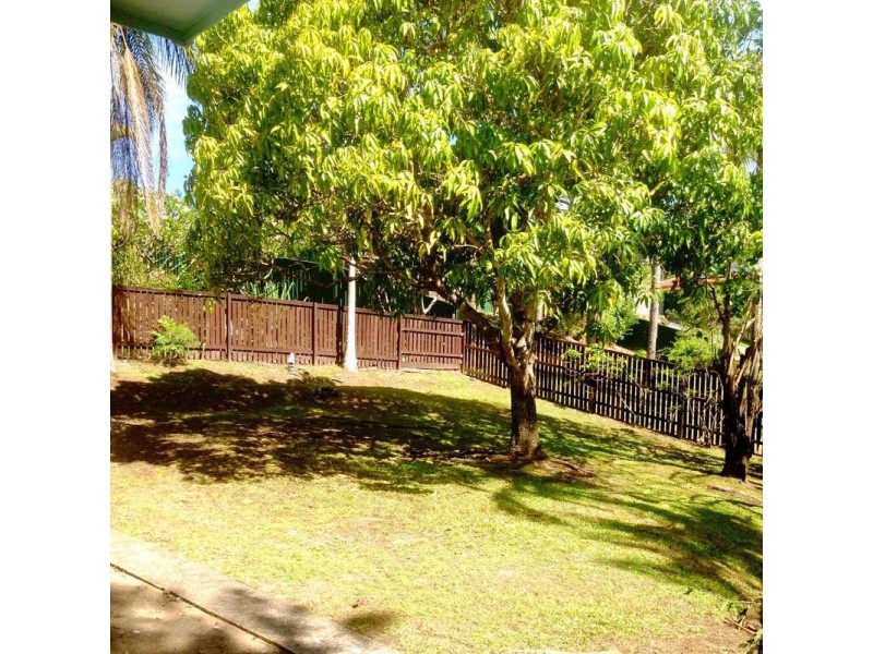 2 Aird Court, Carrara QLD 4211