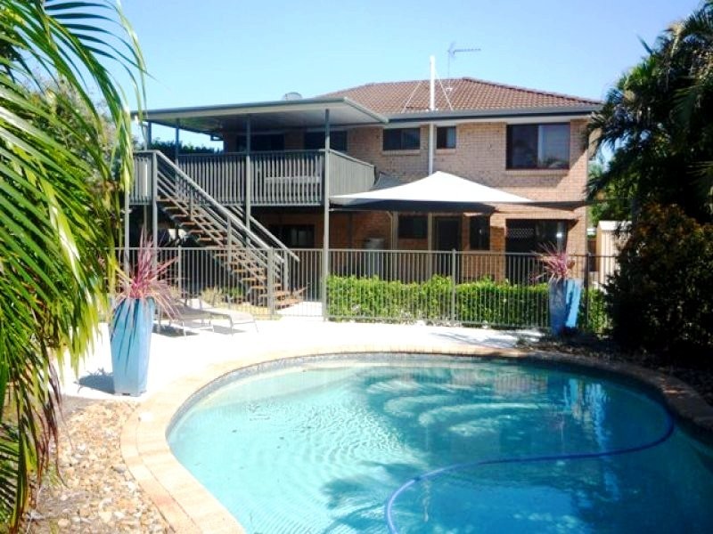 51 Walter Raleigh Crescent, Hollywell QLD 4216