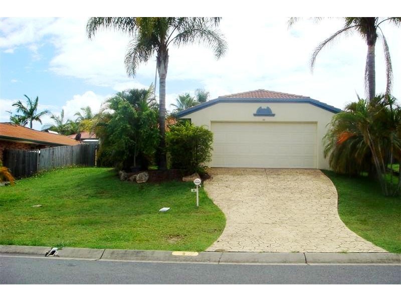 9 Castle Rock Street, Parkwood QLD 4214
