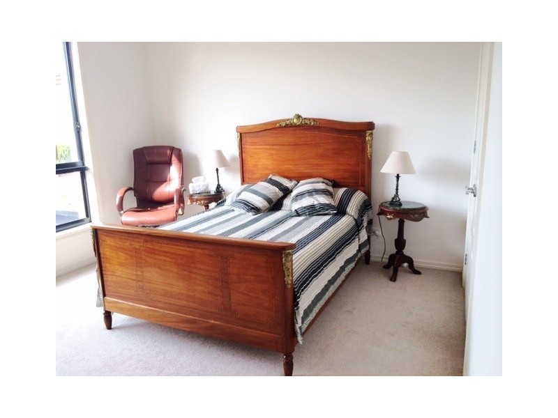 Paradise Point QLD 4216