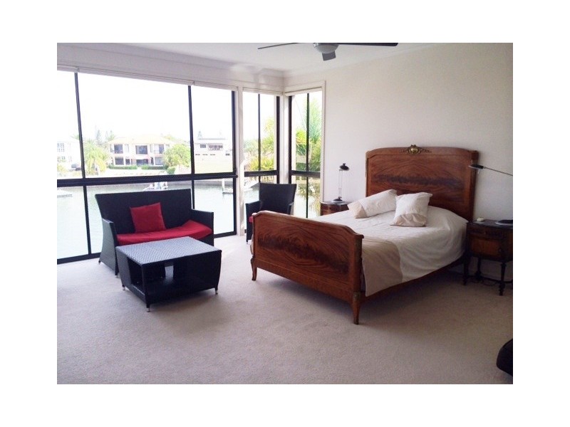 Paradise Point QLD 4216