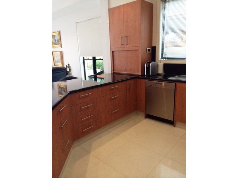 Paradise Point QLD 4216