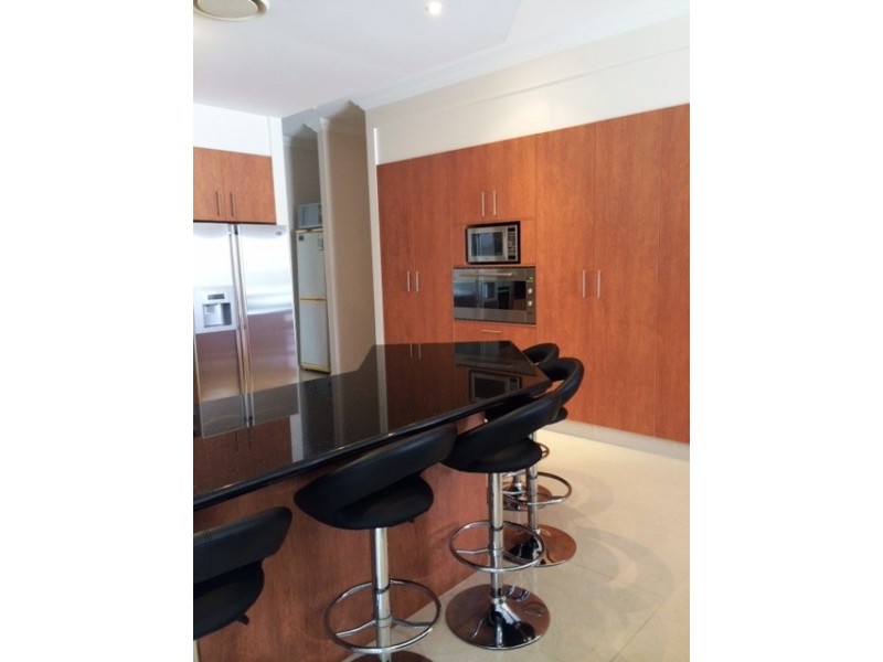 Paradise Point QLD 4216