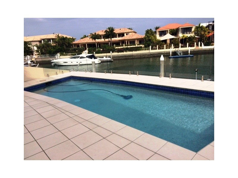 Paradise Point QLD 4216