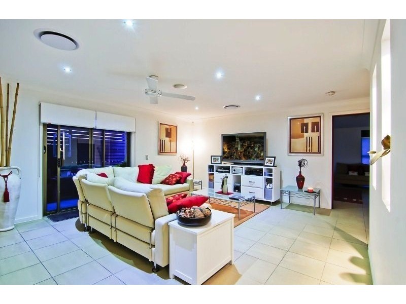 15 Karema Crescent, Runaway Bay QLD 4216