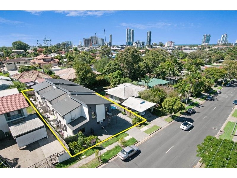 2/67 Minnie Street, Southport QLD 4215